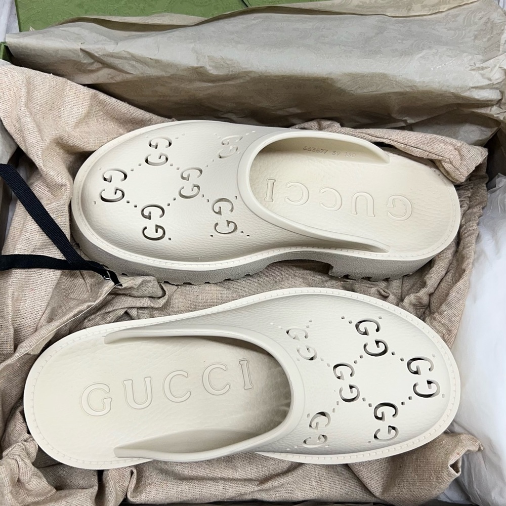 Mules Gucci 38.5